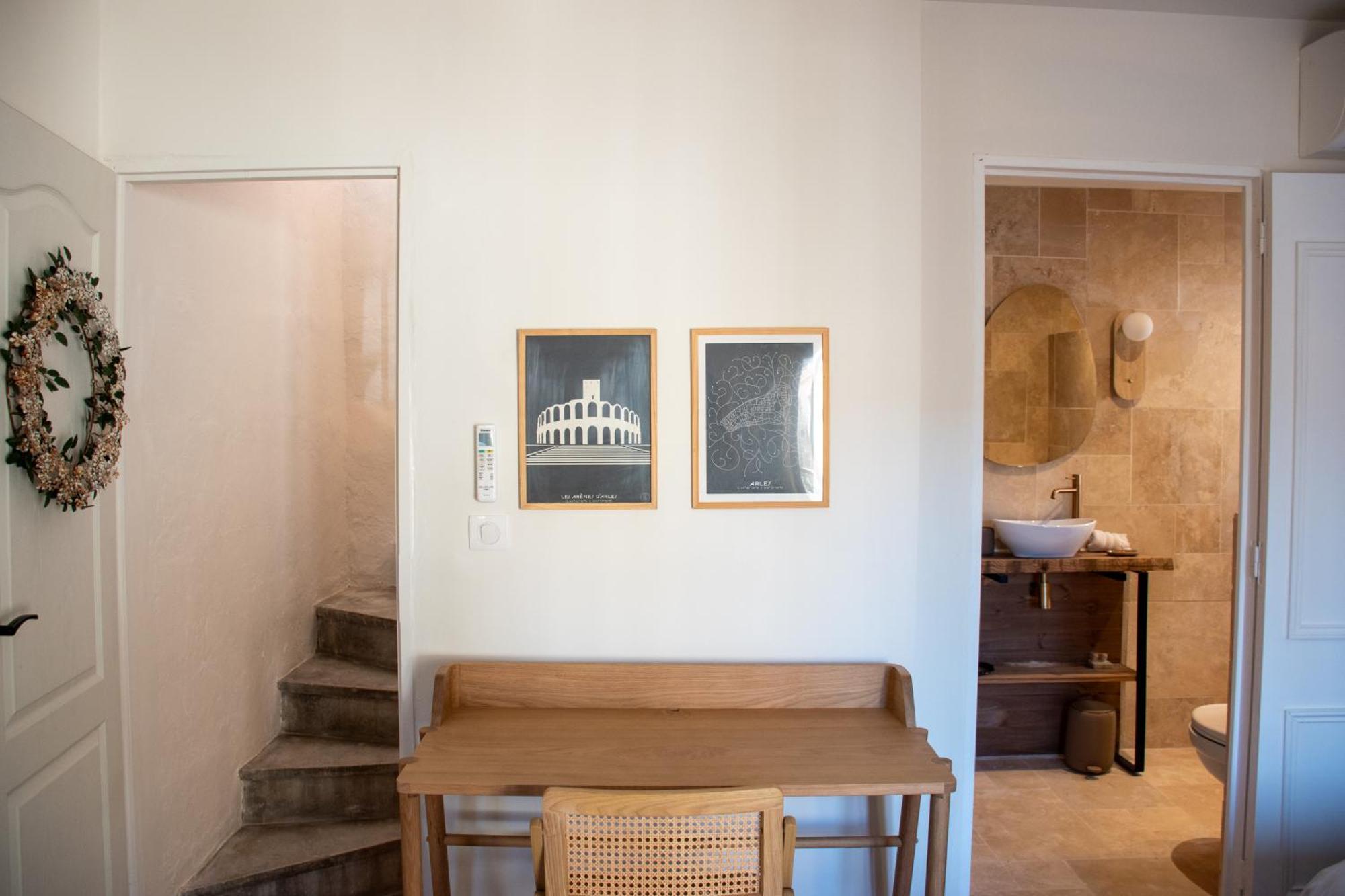 Donjon - Clim - Terrasse - Premium Arles